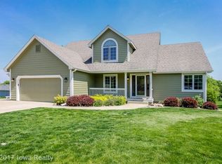1304 Apple Dr, Indianola, IA 50125