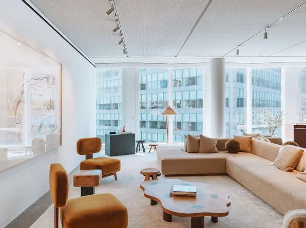 100 E 53rd St #9C, New York, NY 10022