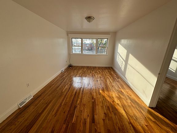 3rd image of 720 Underhill Ave
