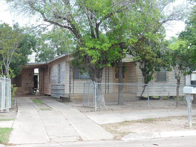 1st image of 420 N Francisco Ave