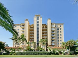 9577 Gulf Shore Dr APT 601, Naples, FL 34108