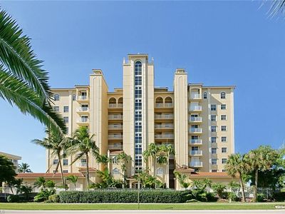 9577 Gulf Shore Dr APT 601, Naples, FL, 34108