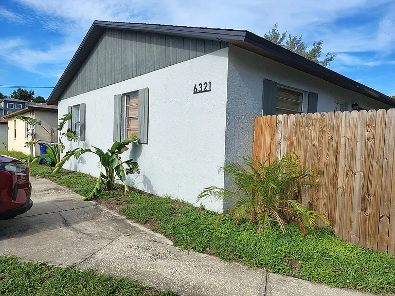 6321 S Roberts Ave #A — Photo 1
