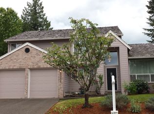 19827 Castleberry Loop, Oregon City, OR 97045