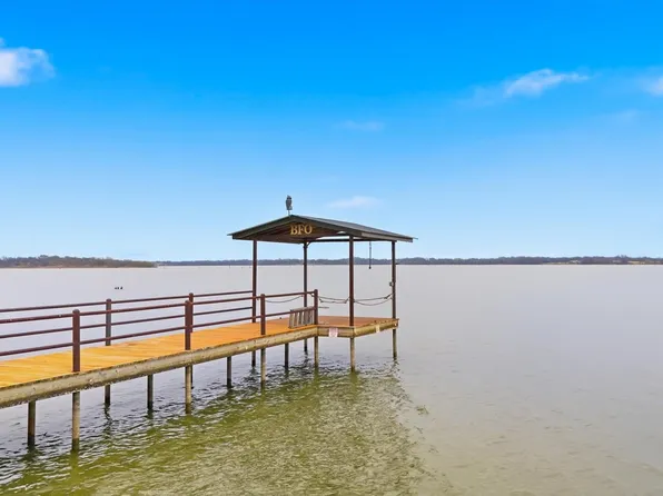 401 Meandering Way, Corsicana, TX 75109