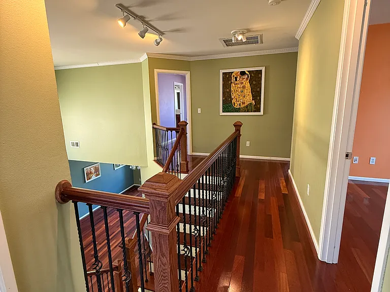 6023 Discovery St E — Photo 17
