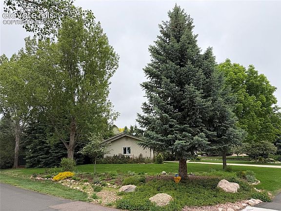 5th image of 3020 Rockbrook Ln