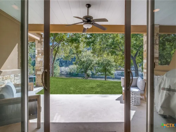 540 River Run APT 102, New Braunfels, TX 78132