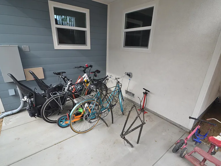 community bike rack