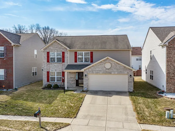 11005 Long Lake Ln, Fishers, IN 46037