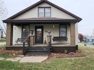 1998 State St, Chester, IL 62233