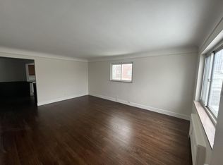 6122 Plainfield Rd #2, Cincinnati, OH 45213