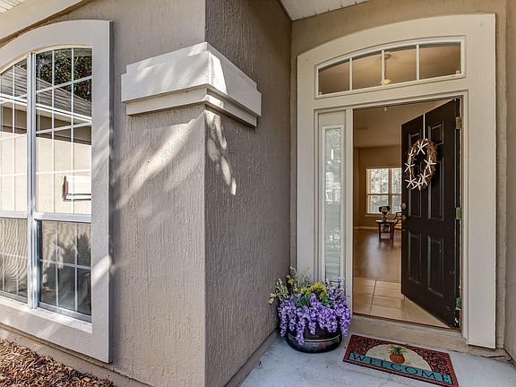 4th image of 1172 Ravenscroft Ln