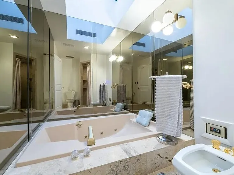 2660 E Parleys Way — Photo 22