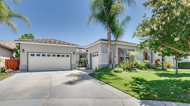 1st image of 40002 Temple Ct