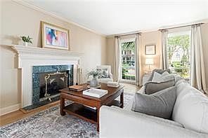 3rd image of 114 Mulberry Dr