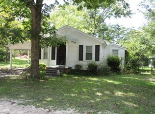108 Herrington St, Glennville, GA 30427