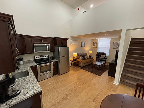 5th image of 99- 205pine St #205