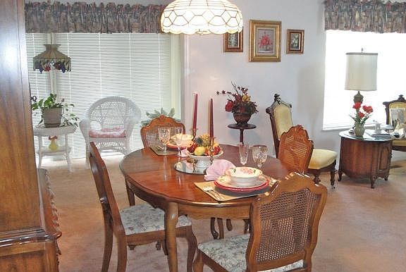 5th image of 13A Pinehurst Manor