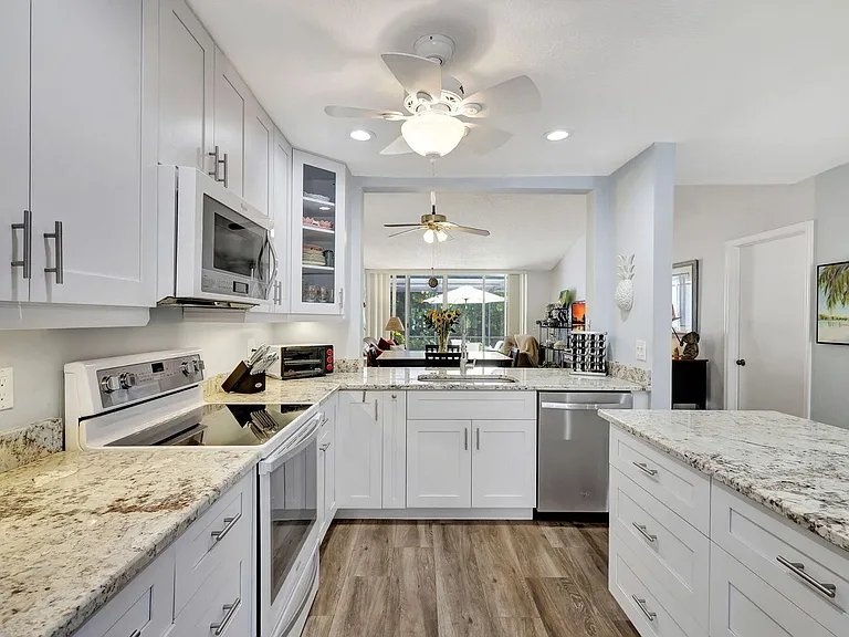 716 Ocean Dunes Cir — Photo 49