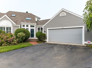 59 Hidden Bay Dr #59, South Dartmouth, MA 02748