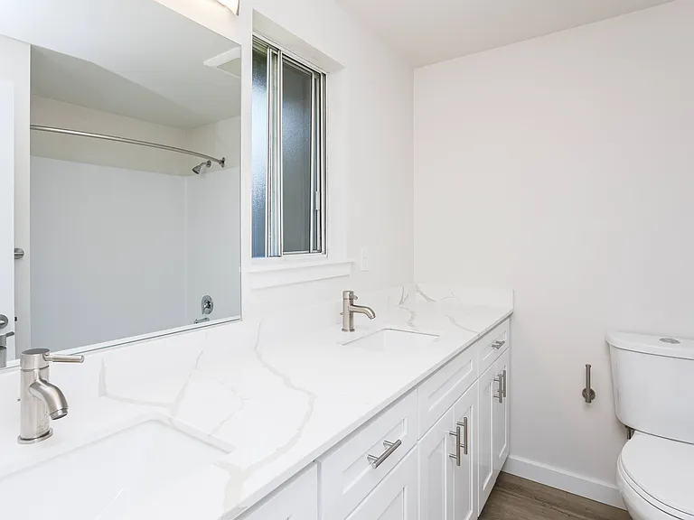 Ellyson Apartment Homes — Photo 13
