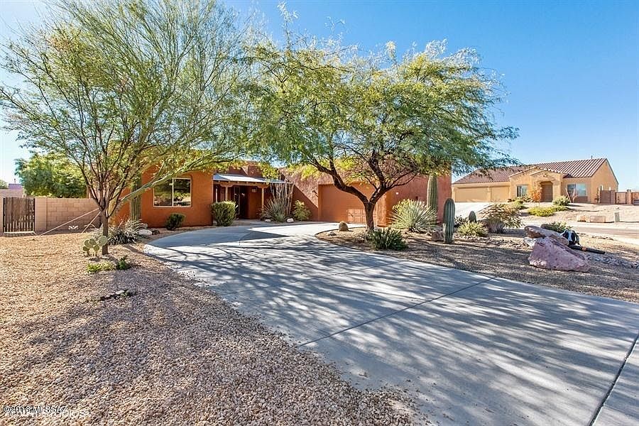1st image of 8059 W Black Eagle Ct