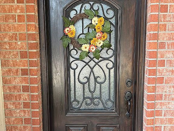 3rd image of 3054 Orchard Vale Dr