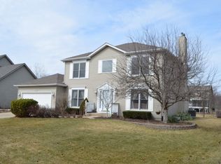 2107 High Meadow Rd, Naperville, IL 60564