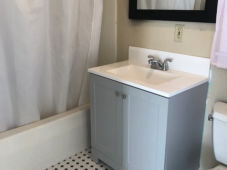 128 Pleasant St #4 — Photo 19