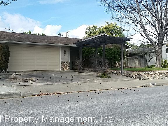 2nd image of 1225 Robbia Dr