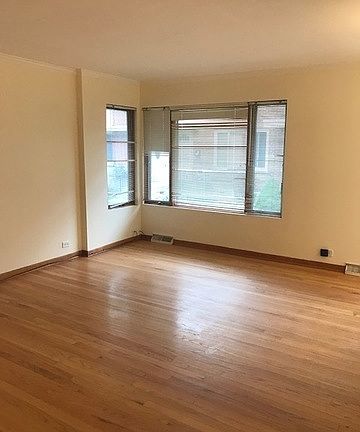 2nd image of 4848 Louise St APT C