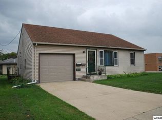 902 Budd St, Fairmont, MN 56031
