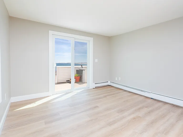 487 Ocean Blvd #3 — Photo 6