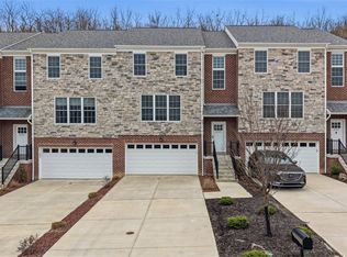 2339 Old Greentree Rd, Carnegie, PA 15106