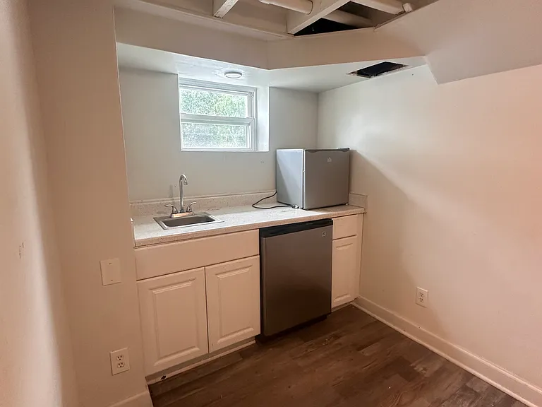 4209 Fullerton Ave #1 — Photo 10
