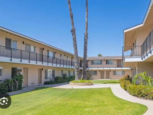 560 W Gonzales Rd APT 20, Oxnard, CA 93036