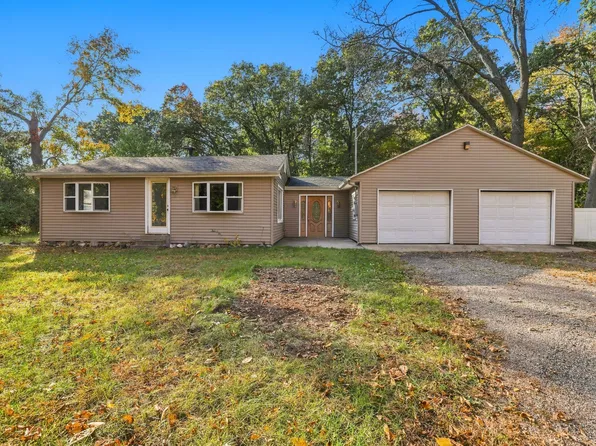 6522 Lindsey Rd, Delton, MI 49046