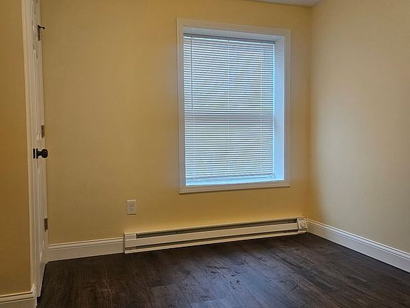 4th image of 920 N Church St #2