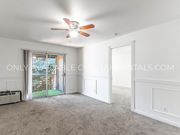 4th image of 4896 S Highland Cir Unit 20