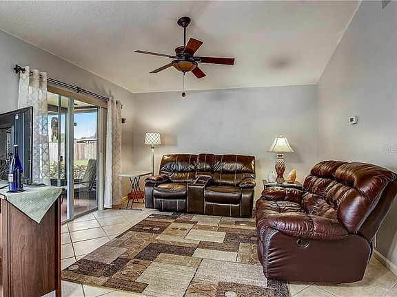 4th image of 10230 Hunters Haven Blvd