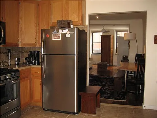 Rented by R New York | media 63