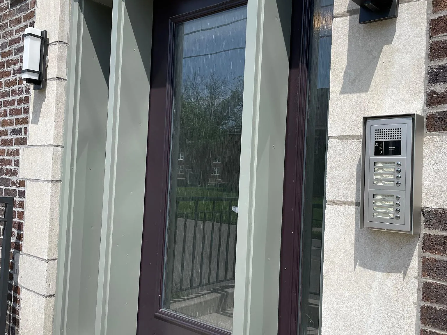820 Hamilton Ave — Photo 2