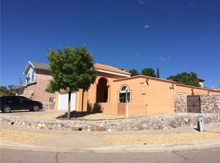 800 Firestar Ln, El Paso, TX 79912