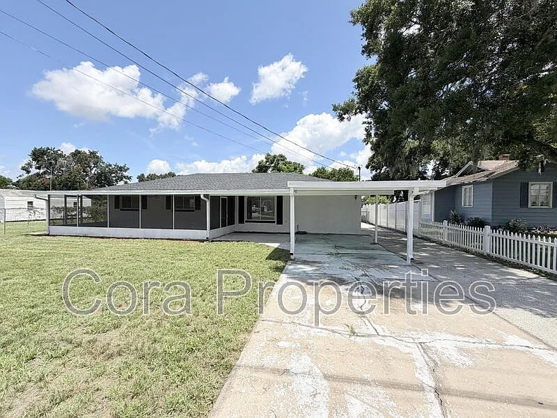3 bed, 1.0 bath, 1497 sqft, $1,750 — Photo 3