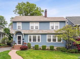 70 Mountainview Ave, Nutley, NJ 07110