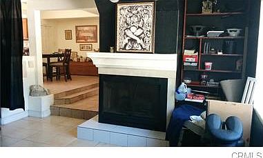 2nd image of 5215 N Roxburgh Ave