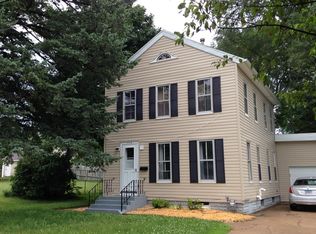 214 Hudson Rd, Cedar Falls, IA 50613