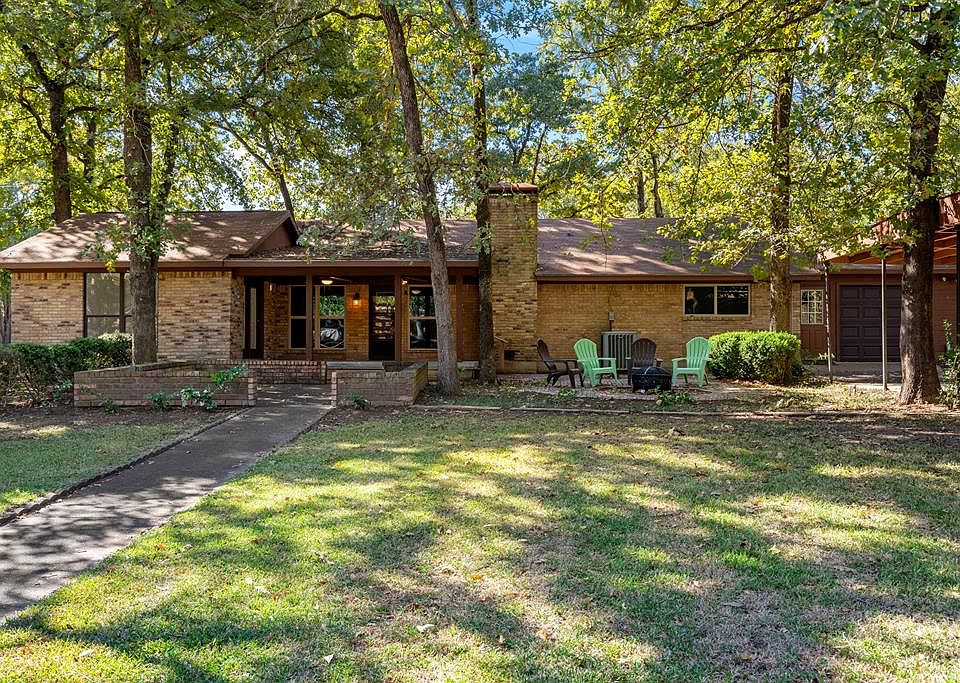 1st image of 212 Channelview Dr