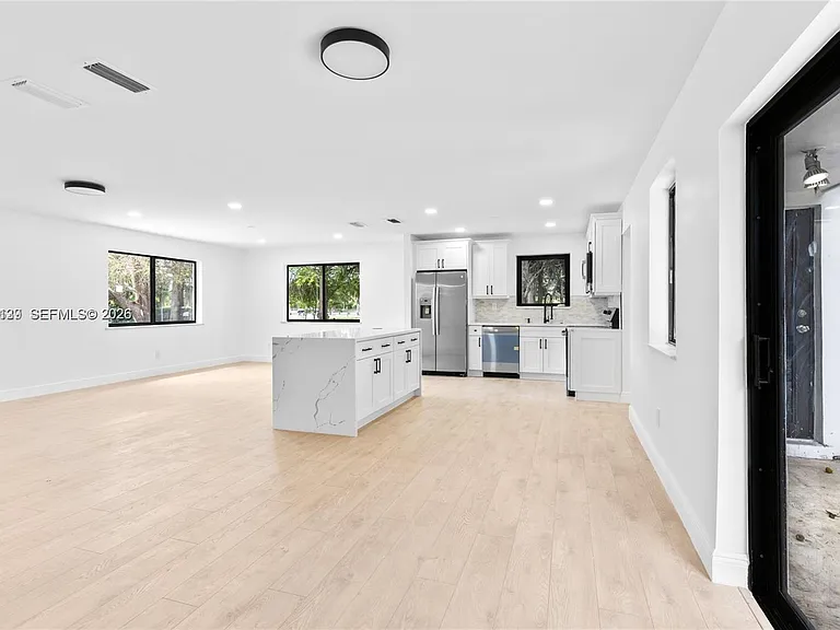 14171 SW 37th Ct — Photo 17